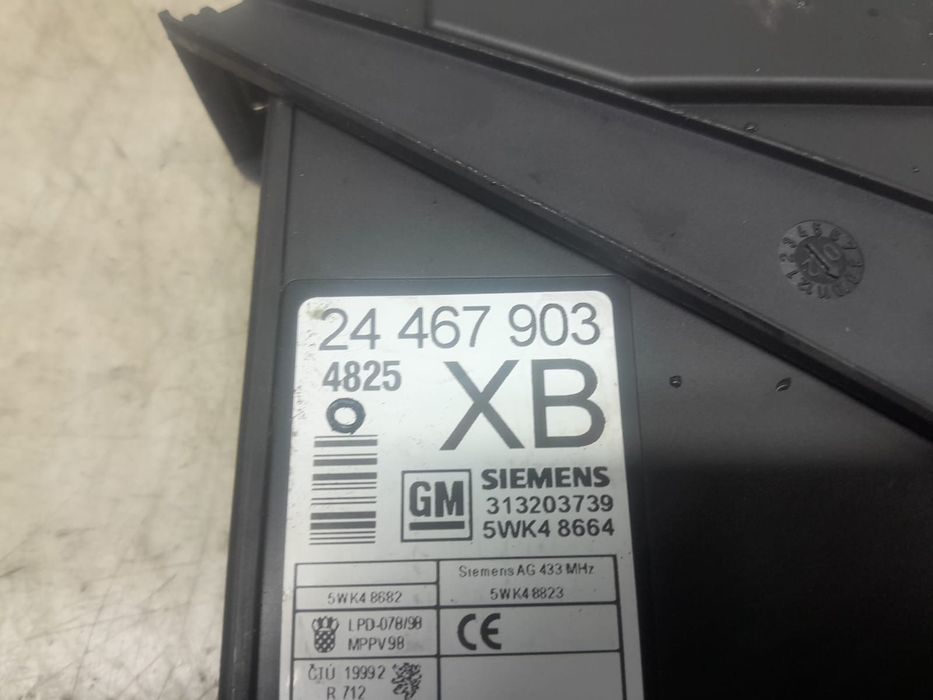 Calculator confrot 24467903 Opel Corsa C [facelift] [2003 - 2006] 1.2