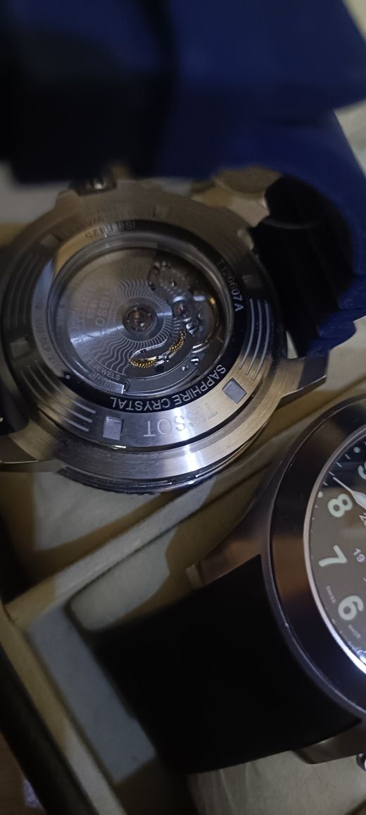 Продавам Tissot -1200 лв