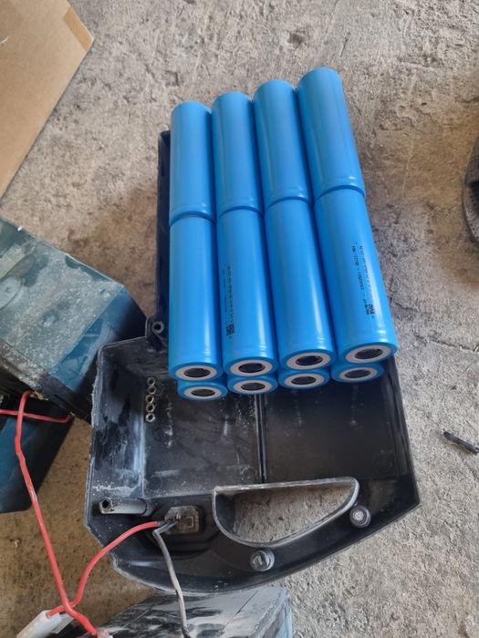 LifePo4 va Li-ion akkumulyator batareyka teramiz.