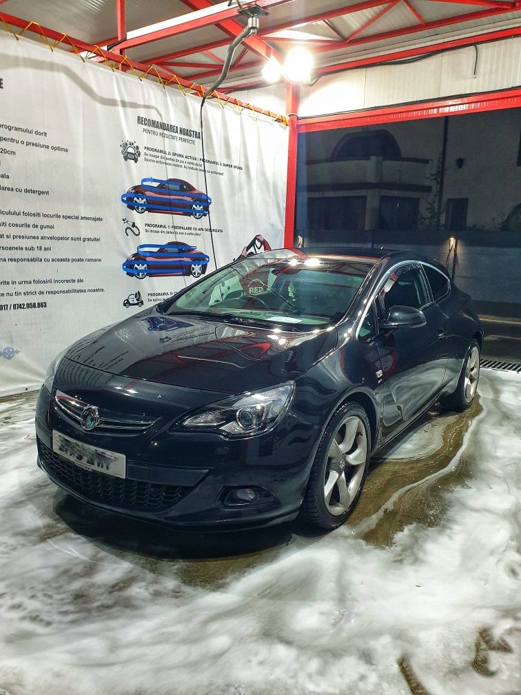 Bara Fata Opel Astra J Gtc
