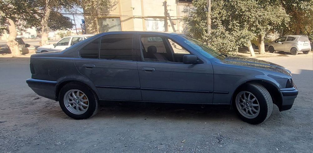 BMW E36 M 43 motor 1993 yil