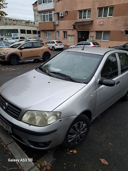Vând Fiat Punto la preț negociabil
