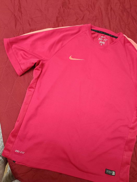 Мъжка тениска цвят розов