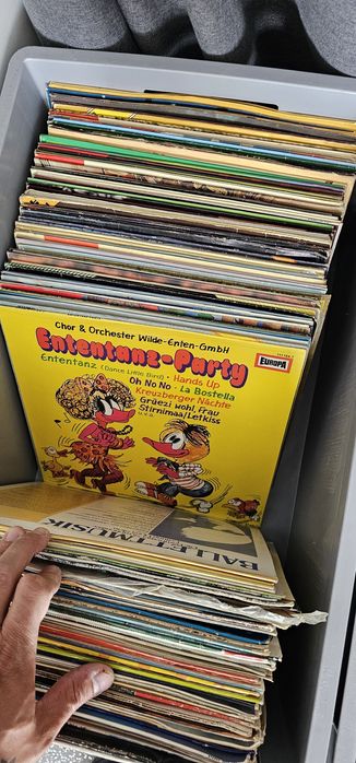 50 buc. Disc / Discuri / Pick-up / Vinil / Vinyl - uri = 2 lei buc.