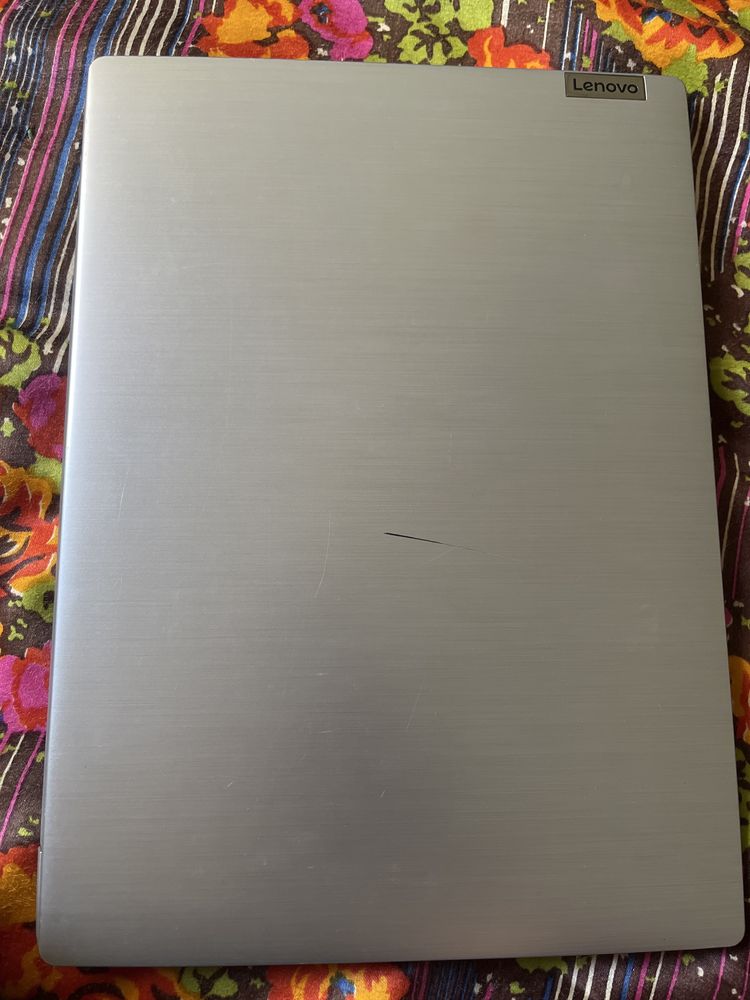 noutbuk lenovo 14 dyumlik