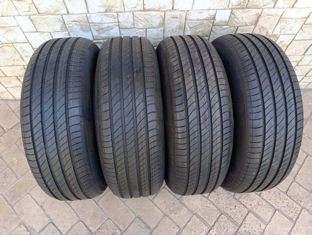 Нови гуми Michelin 215/65/17 Primacy 4