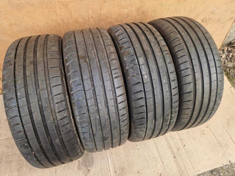 4 Michelin R17 215/45 Anvelope de vară DOT2422