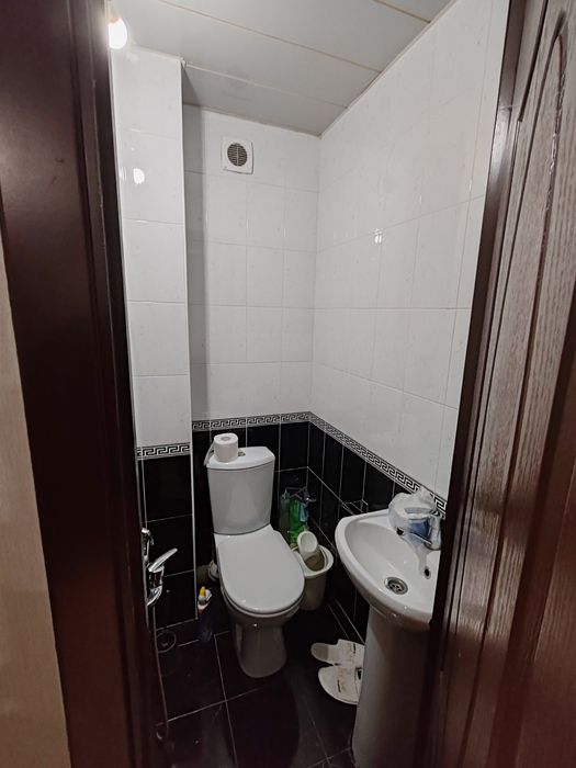 Продаю  3х комнатный квартира с ремонтом на Метро Хамза