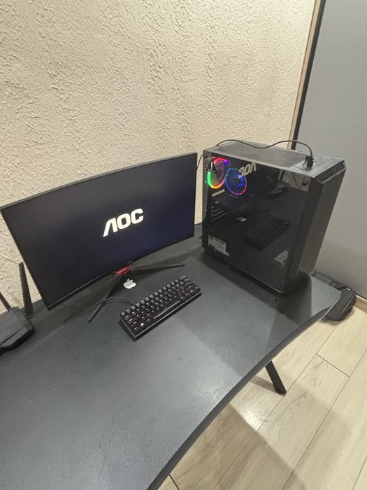 Геймърски комплект: PC + 240 Hz монитор + Huntsman Mini клавиатура