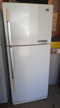 Срочно продам рабочий холодильник LG