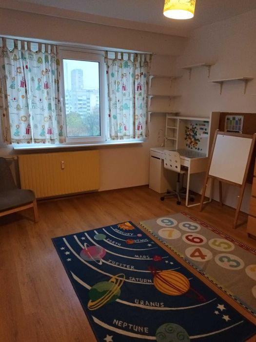 Продава тристаен апартамент в Христо Смирненски от собственик