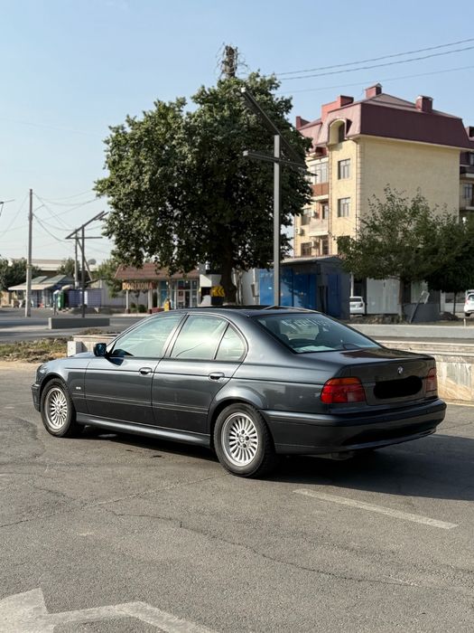 BMW E39 2.5L Аренда с Выкупом