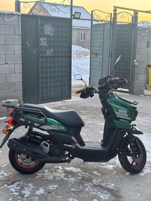 Продам мопед танк