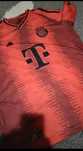 Tricou fotbal aproape nou