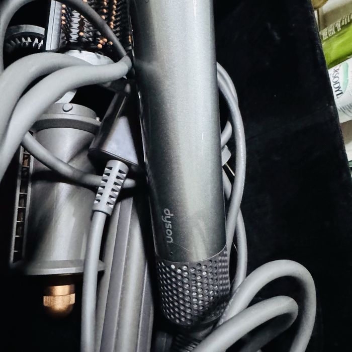 Dyson  Airwrap uscator HSO5 nichel- cupru!