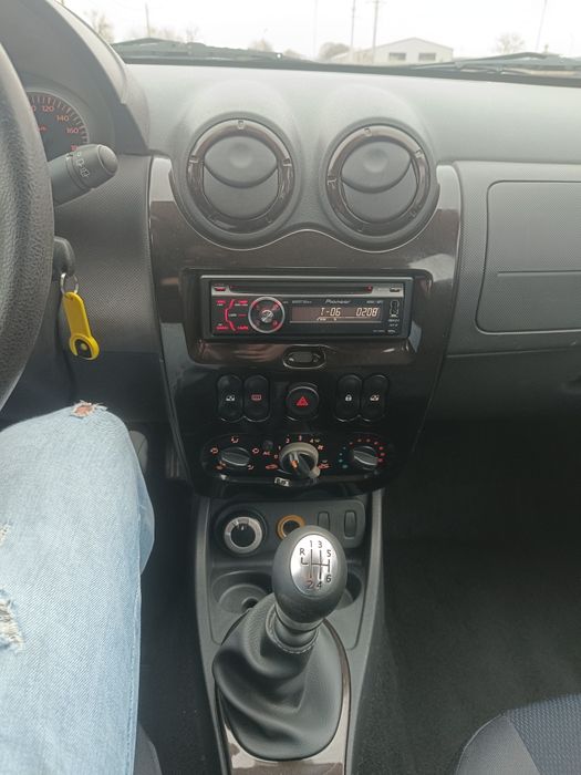 Dacia duster 1.6  16V 4x4