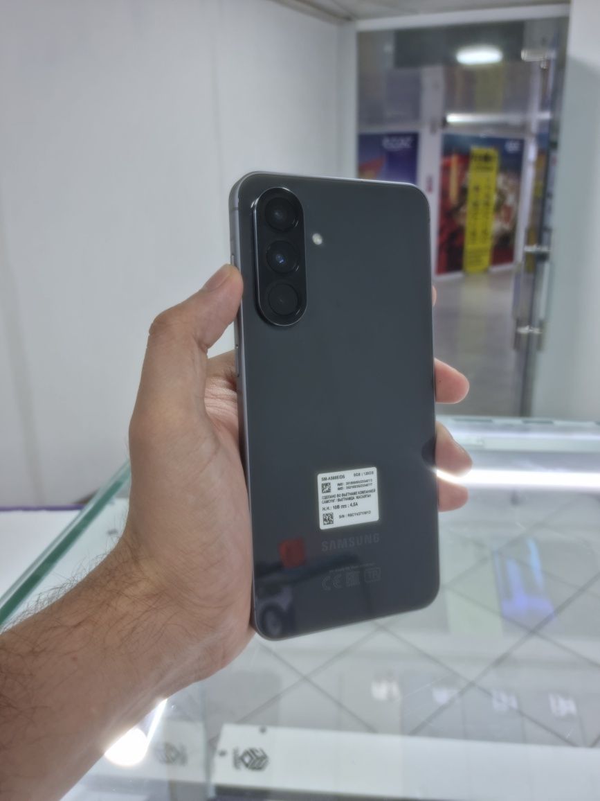 Samsung galaxy a56 ideal holatda sotiladi