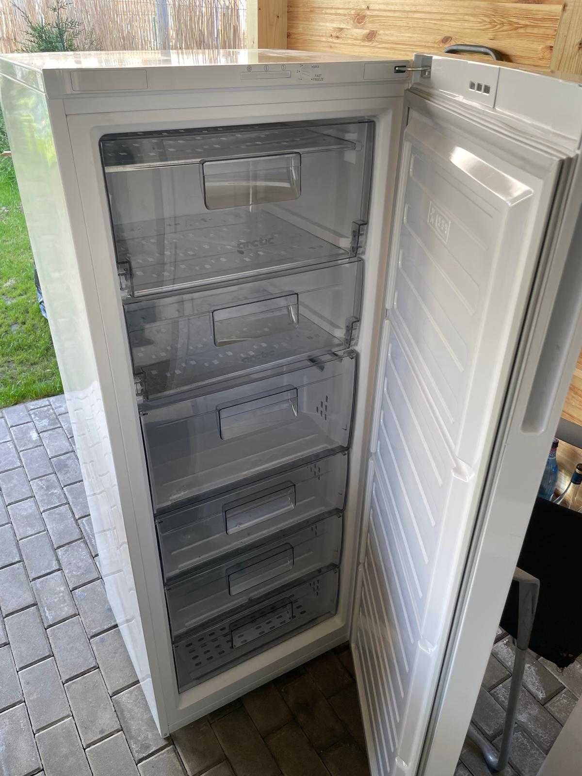 Vand Congelator Arctic