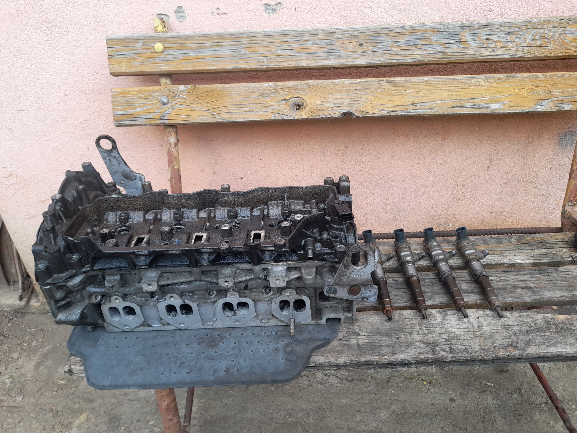 Bloc motor ambielat M9R Renault Trafic Chiuloasa injectoare EURO 5 2.0