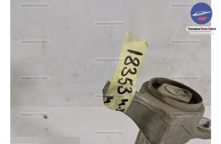 Оригинален десен преден носач за Мерцедес-Бенц М-Клас / Mercedes-Benz