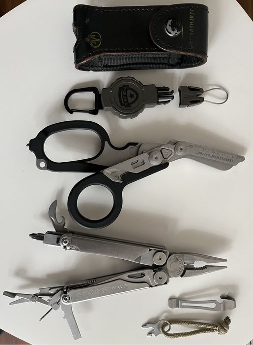 Leatherman Multitool Wave,Raptor+T-Reign Retractor USA