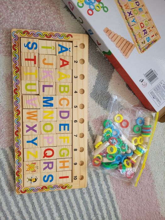 Puzzle din lemn cu ABC
