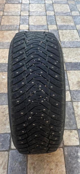 Продам зимние колеса. Новые. Откатали один сезон.