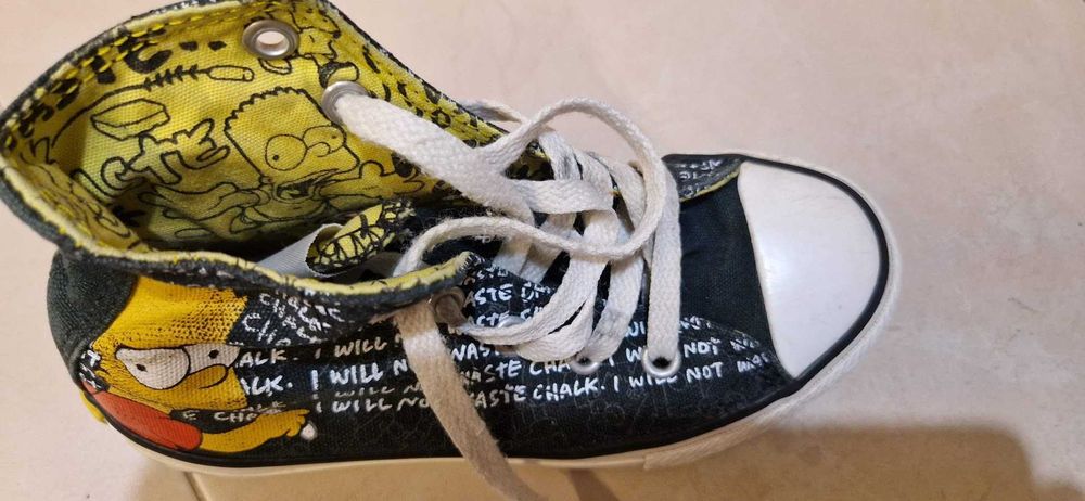 Converse, детски кецове, 30 номер, лимитирана серия The Simpson's
