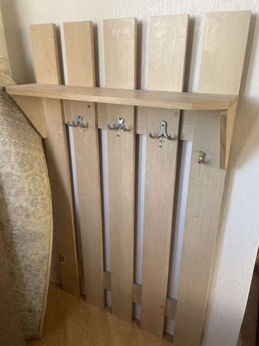 Вешалка для верхней одежды