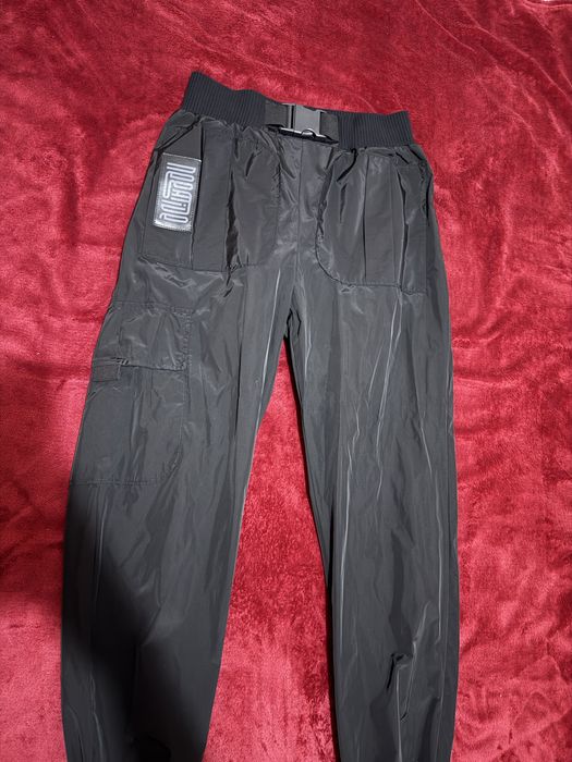 Панталони Негатив Negative