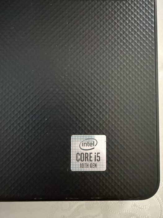 Ноутбук Dell vostro 3590, озу 16 гб, ssd 500 гб