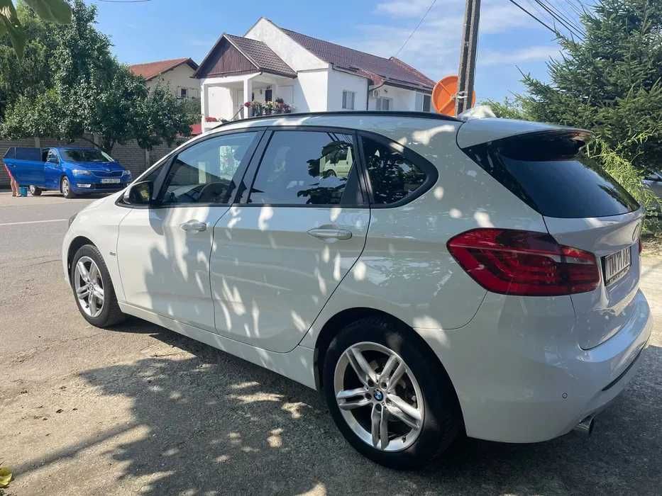 BMW seria 2  218D Activ Sport Tourer