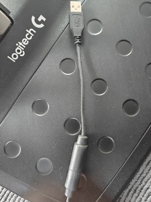 Volan gaming Logitech G920 că nou cu schimbător de viteze