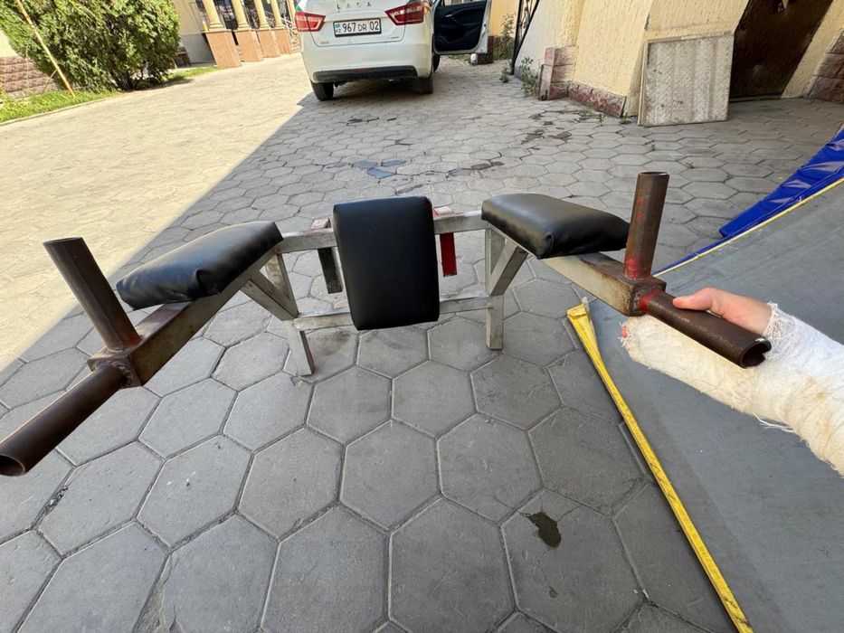 Брусья для дома — прокачай грудь, руки и пресс!