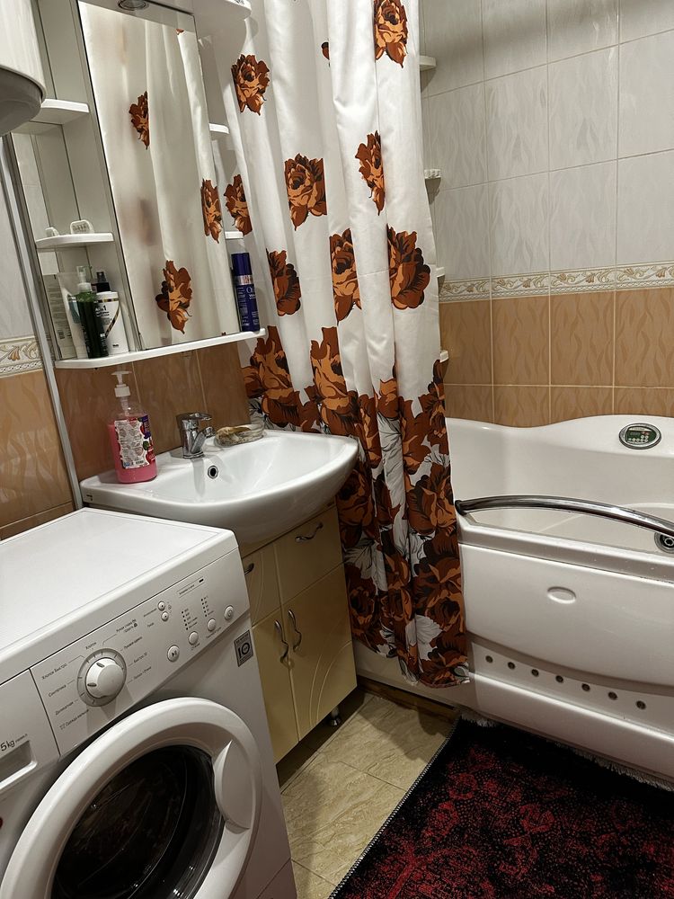 Продам квартиру в кирпичном доме