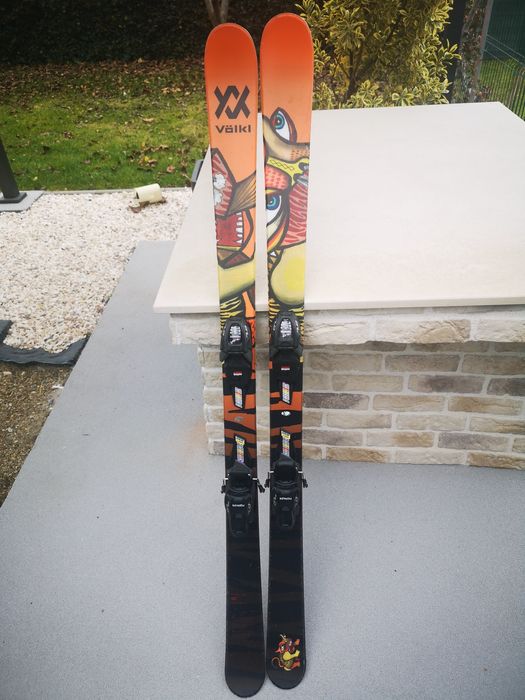Schiuri VOLKL Revolut JR -148