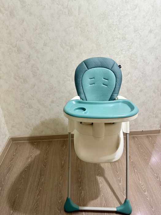 Детский стульчик для кормления