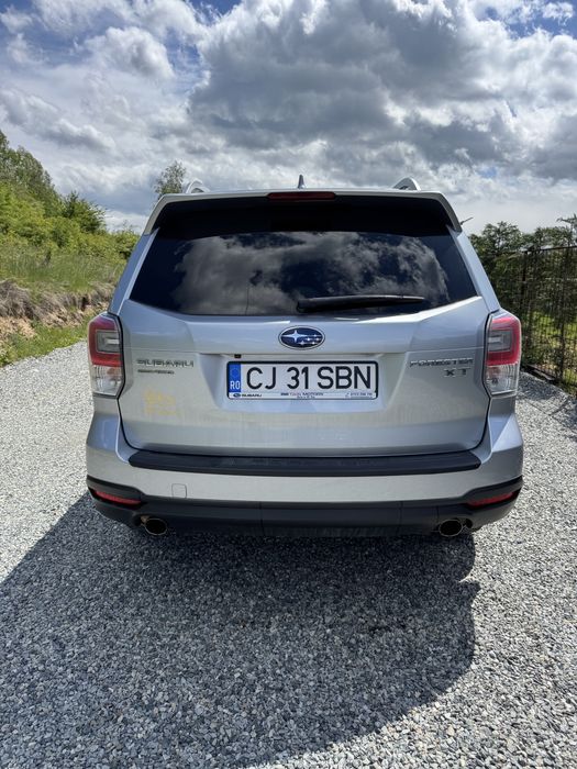 Vand Subaru Forester XT echipare Platinum