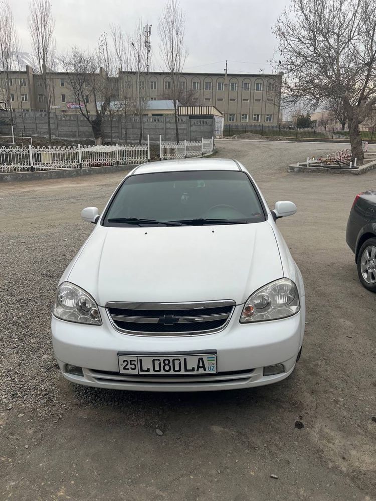 Chevrolet Lacetti 1.8 2013