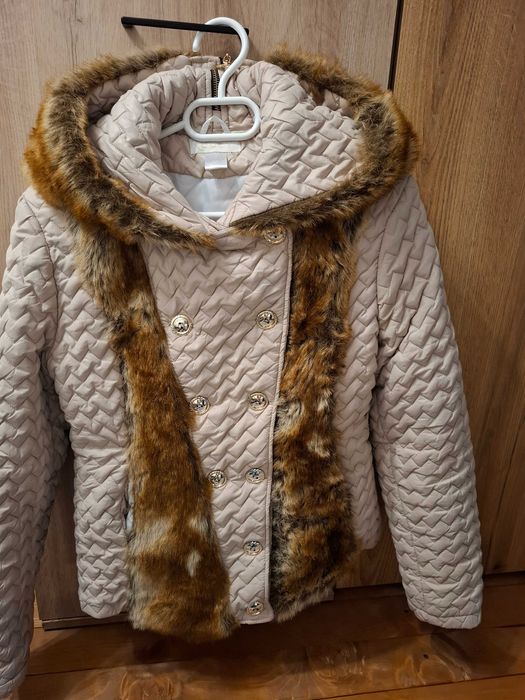 Дамско яке на марката Lucy