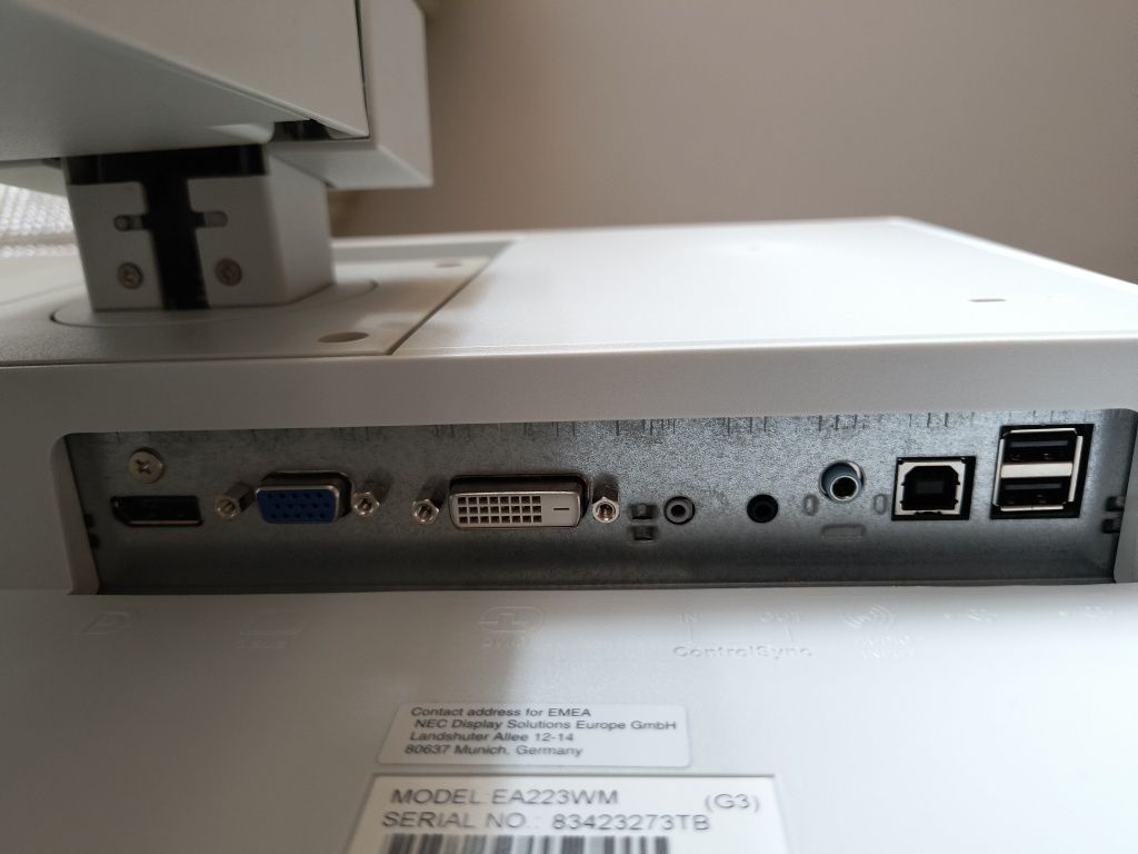 NEC multisync EA монитор