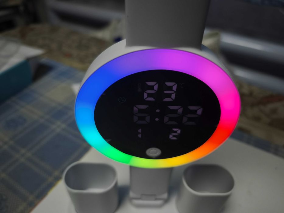 Lampa birou cu acumulator si ceas