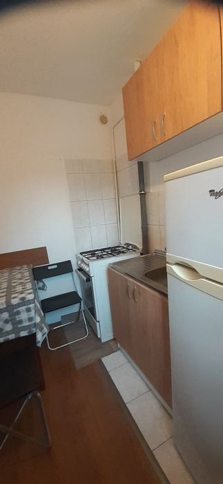 Închiriez garsoniera în Mărăști cf 1 cu balcon