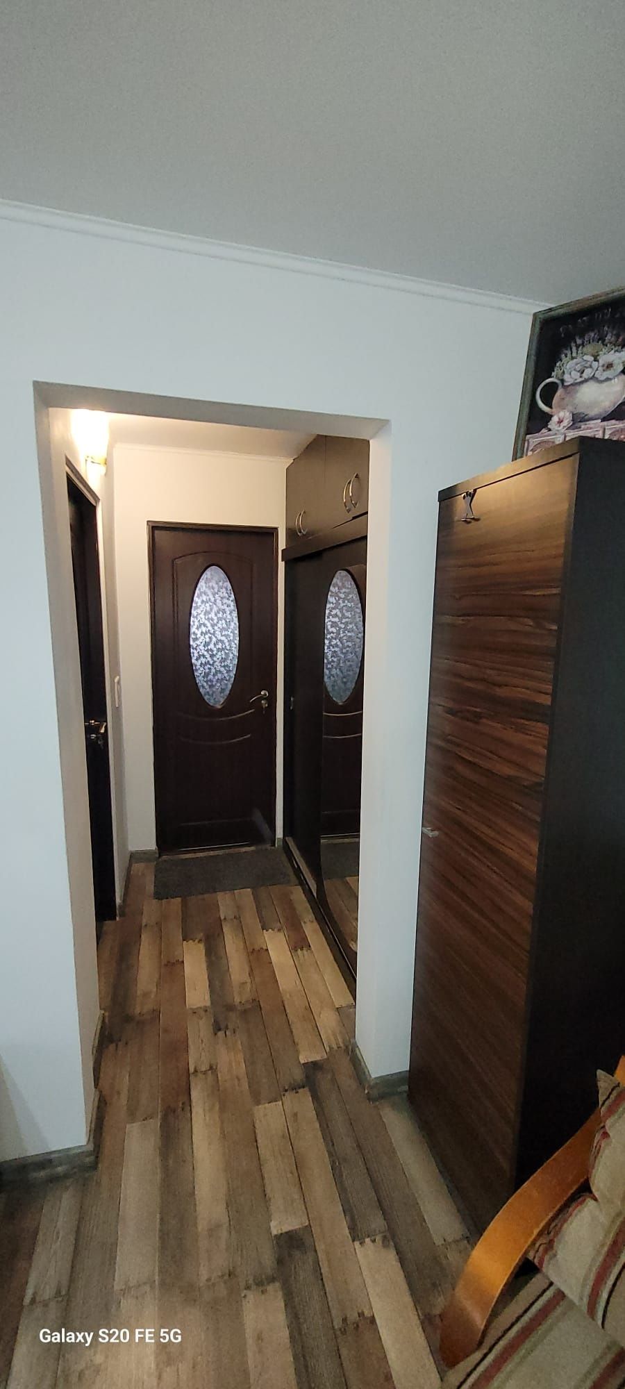 Vand apartament cu doua camere zona centrala