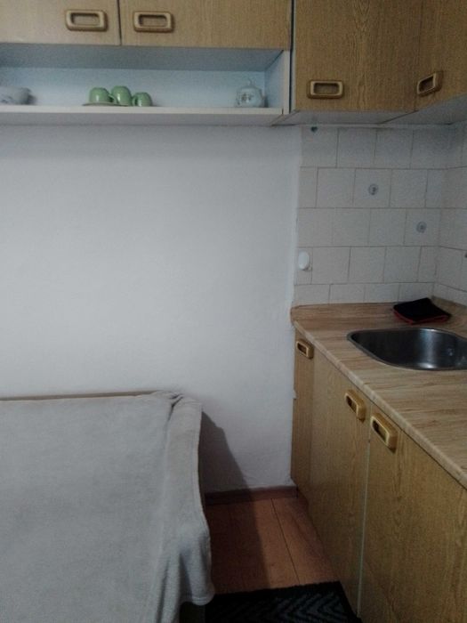 Дава се под наем Тристаен апартамент в Плевен, Дружба 1 - 80 кв.м за 306 € - Снимка #7