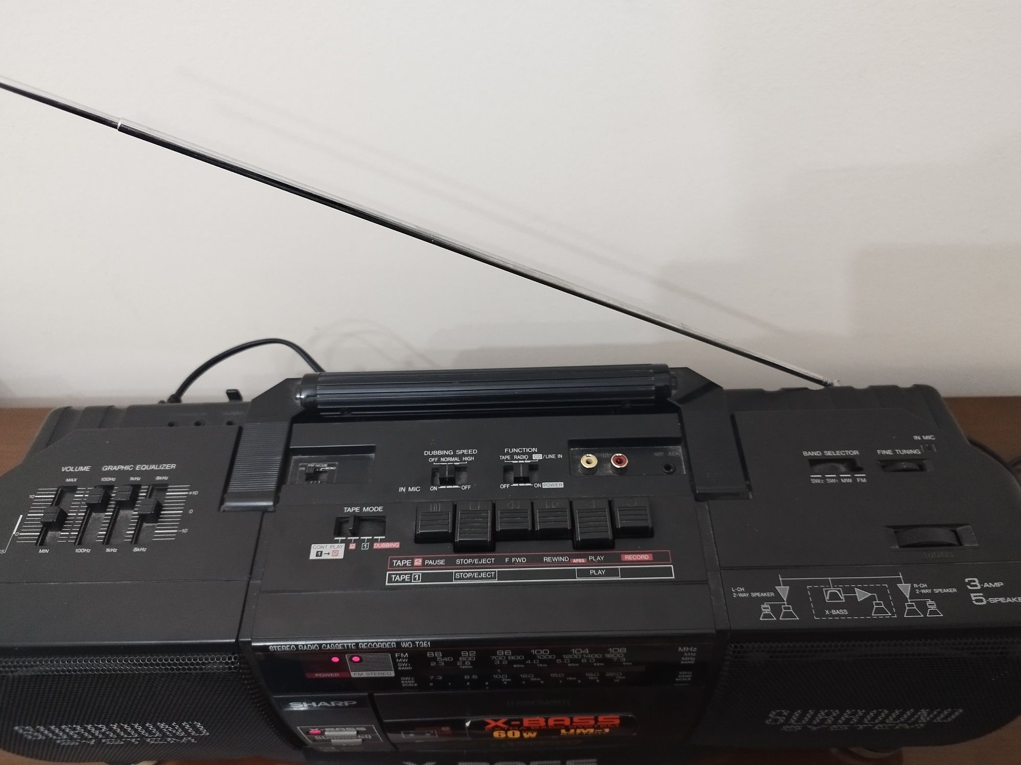 Винтажная магнитолла Sharp WQ T351 WQ T351