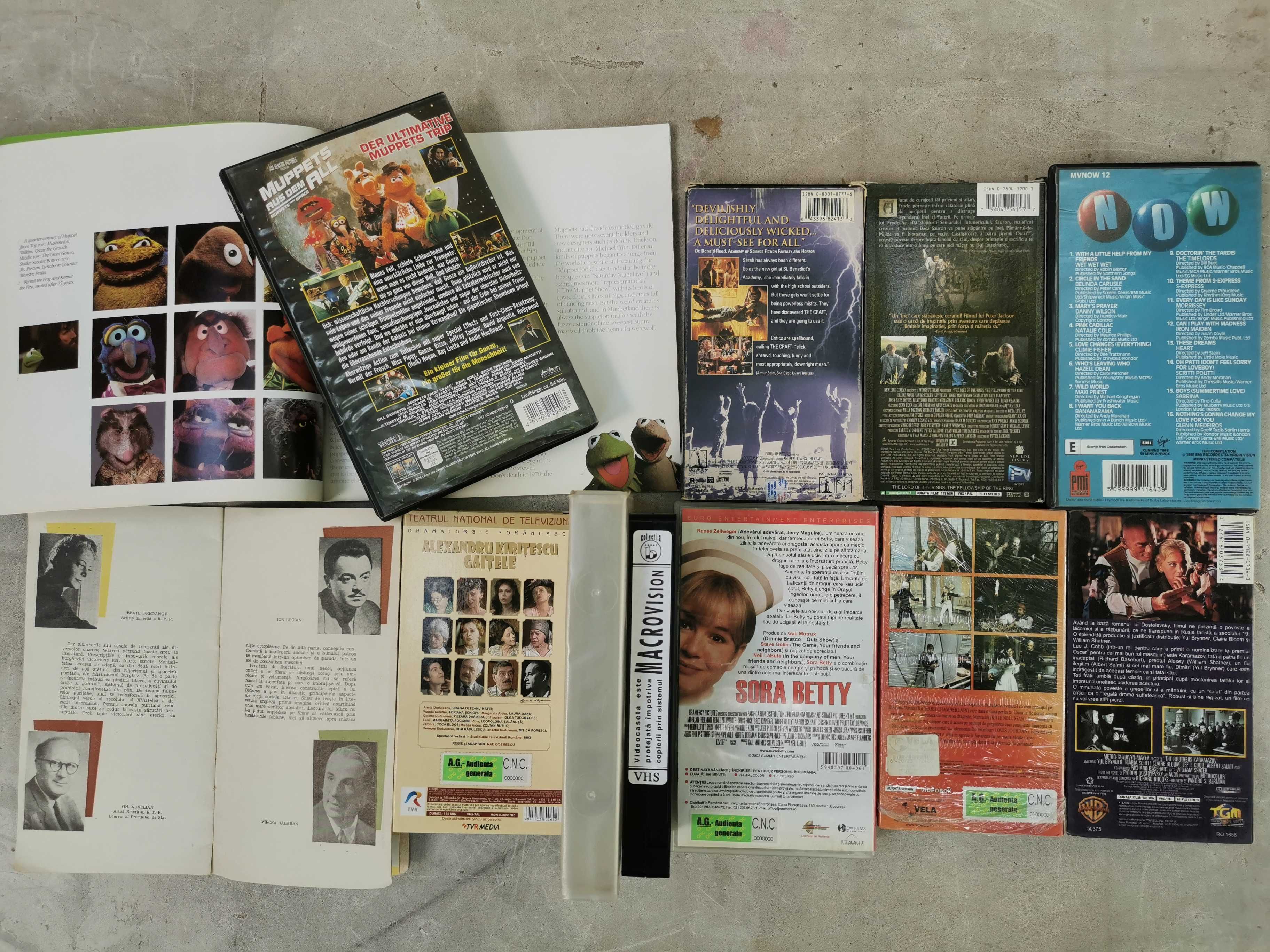 casete VHS caseta video film, desene animate, teatru, muzica anii 80s