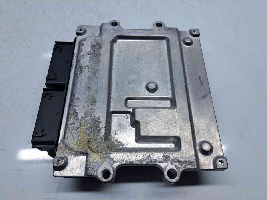 Calculator motor ECU Volvo V40 II Facelift [Fabr 2013-2019] 31452623 2