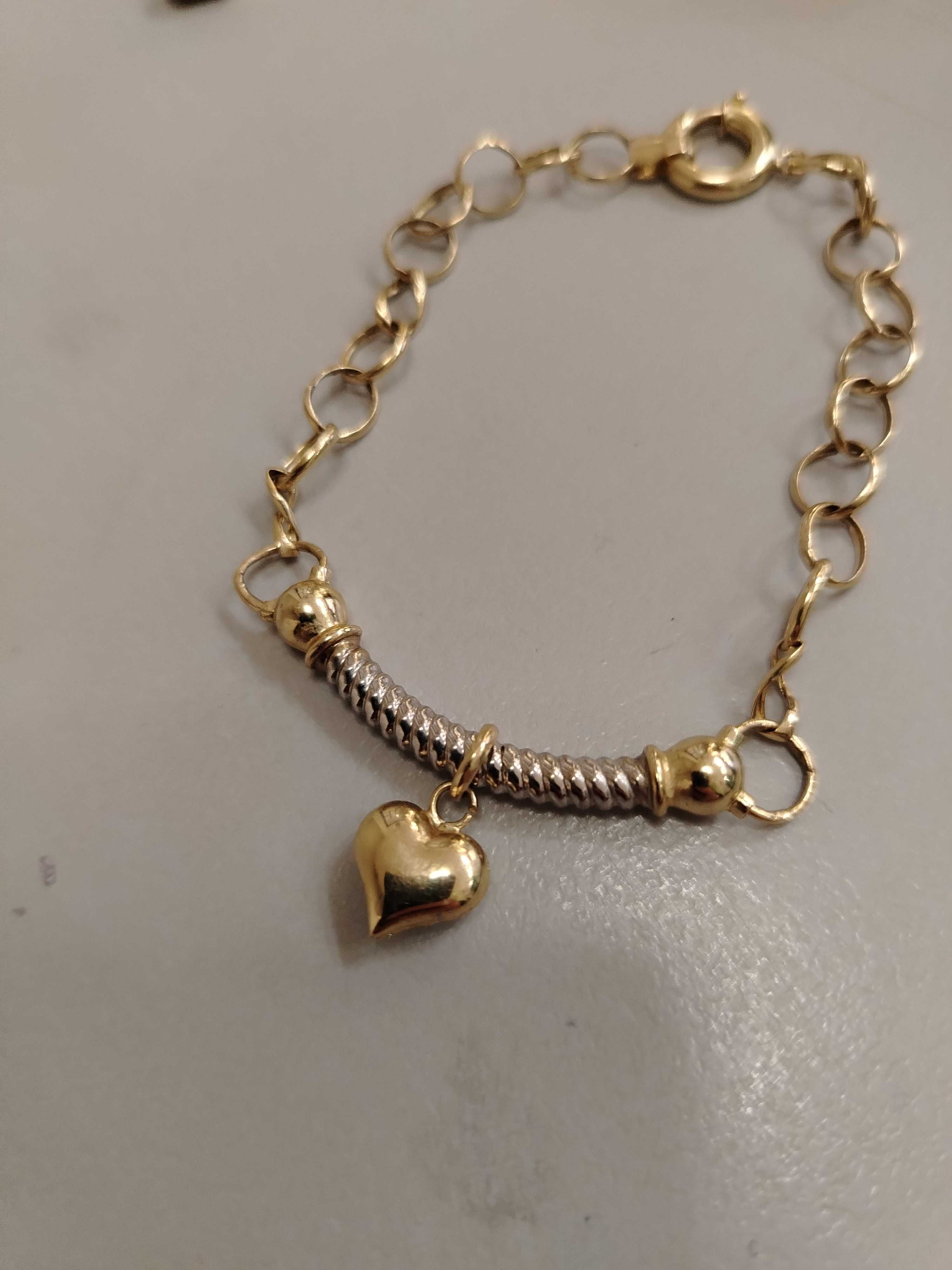 Продавам златен комплект BVLGARI - гривна и колие