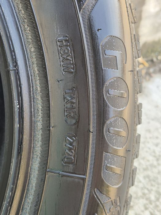 Зимни гуми Goodyear 205 60 16